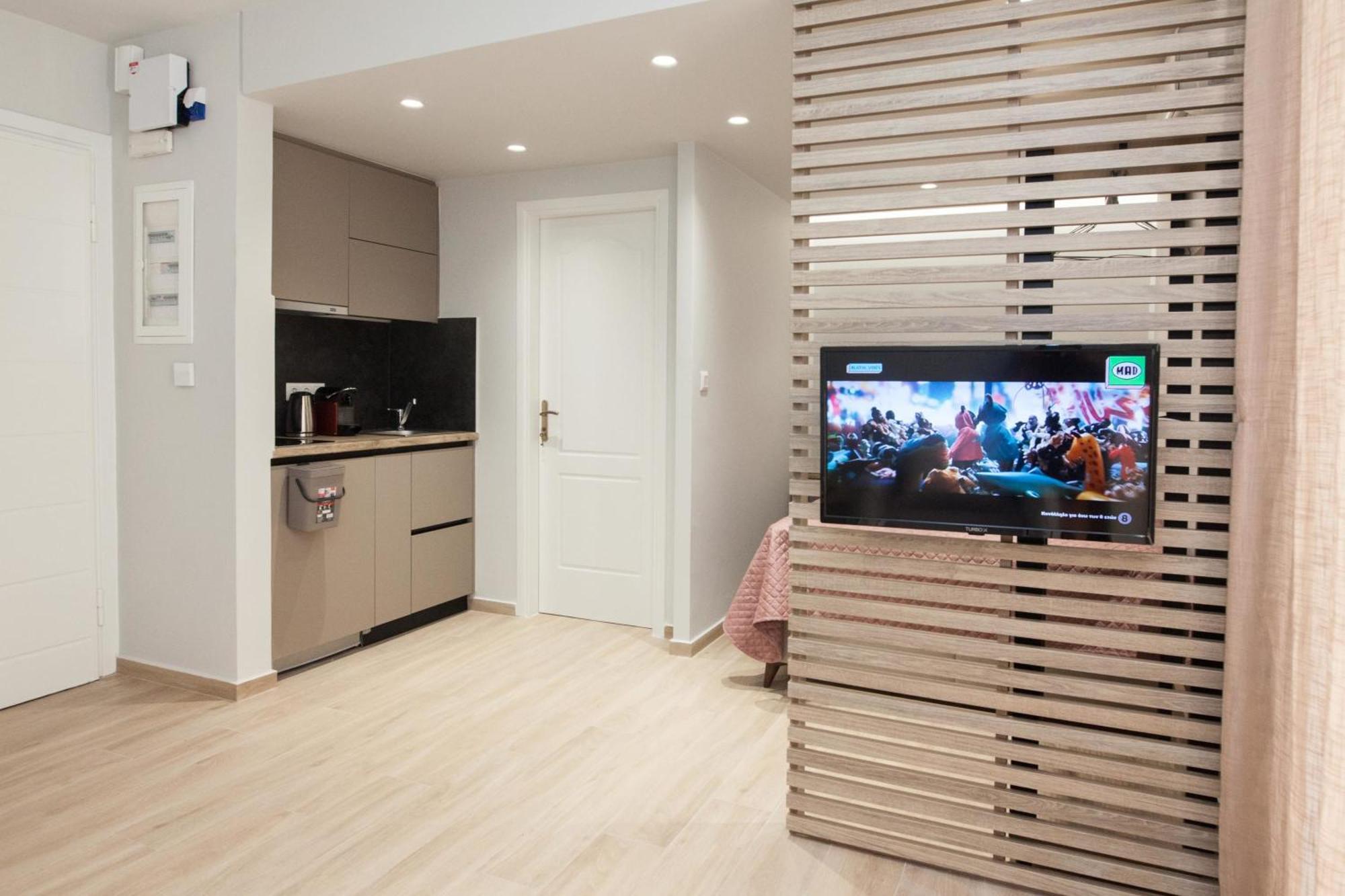 Petralona Gem Hotel-Style Studio With Balcony Ateny Zewnętrze zdjęcie